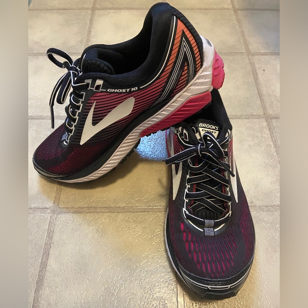 Brooks ghost 10 running sneakers size6.5
